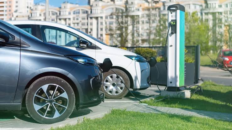 condomínios, carros elétricos
